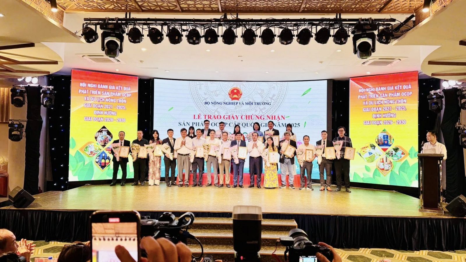 2 nhận giải ocop 5 sao cấp quốc gia